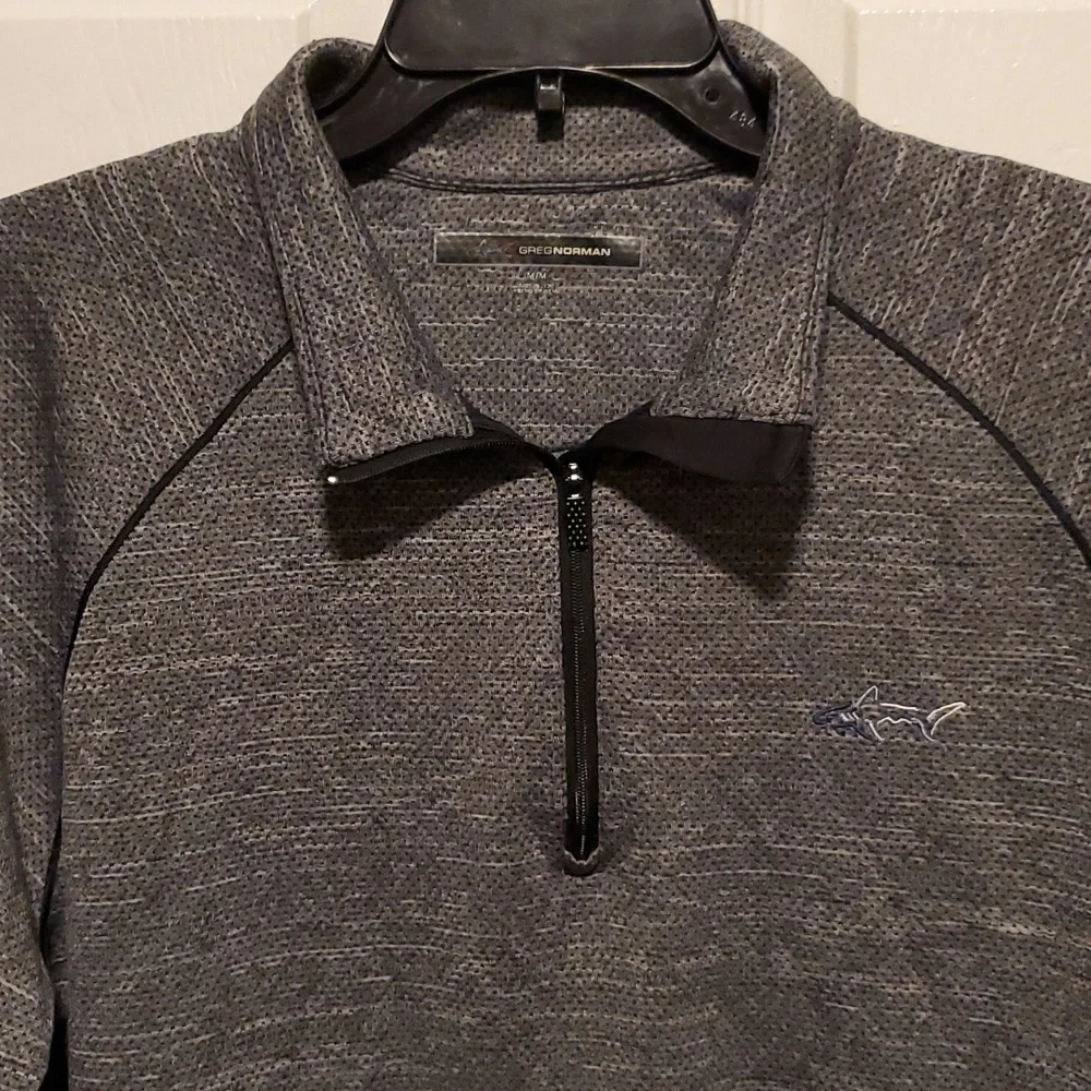 Greg Norman Men's Half Zip Gray Pullover Sweater - Size Medium